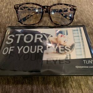 Tijn eyewear blue light glasses